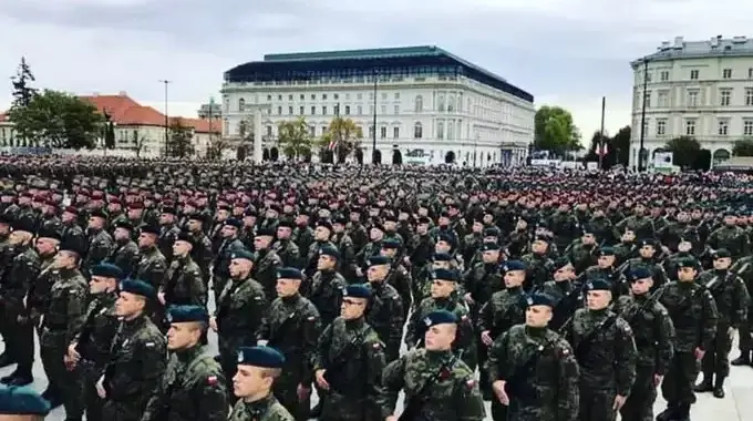 vojaci pl