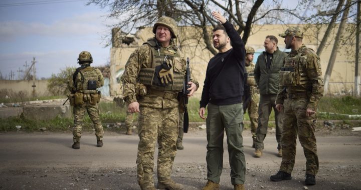 Ukrajinský prezident Volodymyr Zelenskyj oznámil prípravu nových vojenských jednotiek