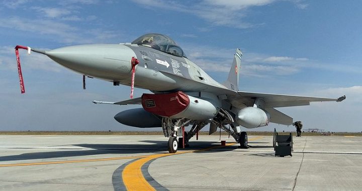 Romanian_F-16