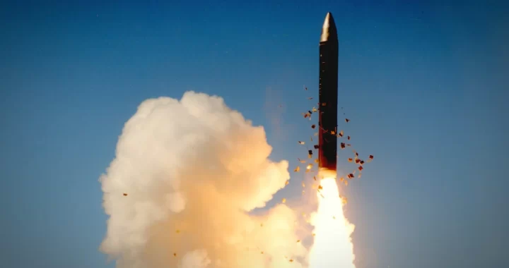 Intercontinental-ballistic-missile-1