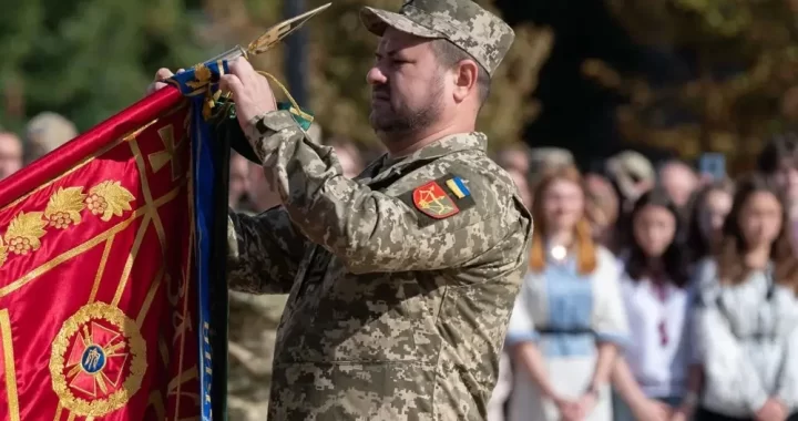 ukraine-war-army-flag
