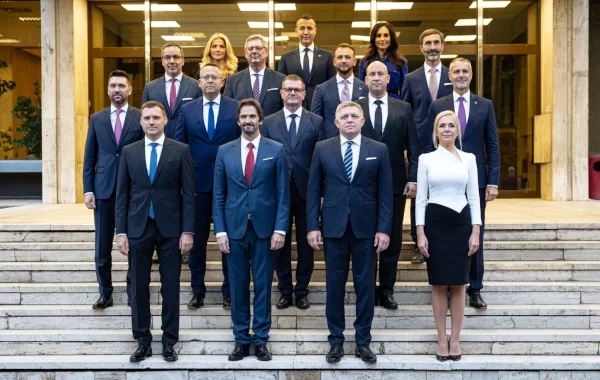 vlada-Fico
