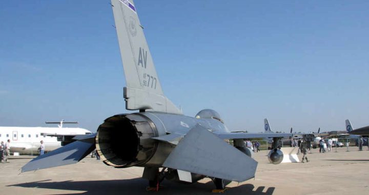 f16-1